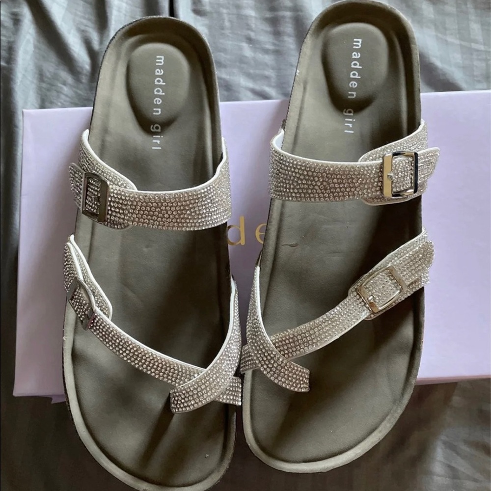Madden girl Bnwt 9.5 sandals